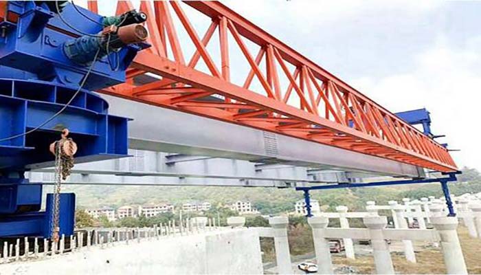 山西呂梁架橋機出租廠家架設(shè)雙橋箱梁